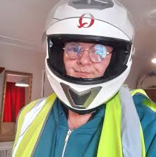 Could anyone tell me what this is (end of the red wire)and Should it be  connected to the wire coming out of the loom