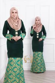 باجو كوروڠ) is a traditional costume originated from sumatra, and malay peninsula, and is traditionally worn by women in brunei, indonesia, malaysia, singapore and southern thailand. Fesyen Baju Kurung Songket
