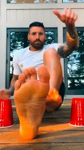 Sexy mans soles_2 - ThisVid.com em inglês