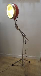 Lampes Phares G Richard Oscared Phare Longue Portee Cibie Modele Oscar Monte Sur Des Voitures De Rallye Simca 1000 Par Exemple Lampe Phare Lamp Cymbales