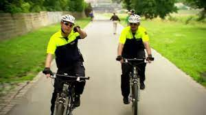 Biete hier einen fahrradsattel der firma mertens an, zeitlich ca 70 er jahre privatverkauf keine rücknahme und umtausch. Mittwoch Unterwegs Mit Den Fahrrad Cops