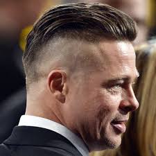The top is simple enough as you can that brad pitt hair idea will also require a hair straightener as well as some hair wax or mousse to get all the hair strands to curtain around your face. The Best Brad Pitt Haircuts Hairstyles Ultimate Guide