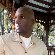 🐑 My theme song for the week 🤣😂 . . . . #lambchop #lambchopsplayalong  #sharilewis #sharilewisandlambchop #thisisthesongthatneverends