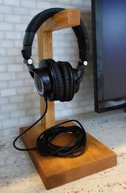 Wood Headphone Stand The Classic Headphone Holder Etsy Diy Headphone Stand Wood Headphones Diy Headphones