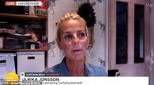 Showing off her tan in a video on her instagram story, the former weather presenter said she was quite drunk as she played a power ballad in her kitchen. Ulrika Jonsson Admits Daughter Bo Has Had To Take Some Risks By Going To University Aktuelle Boulevard Nachrichten Und Fotogalerien Zu Stars Sternchen