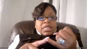 Last night, Ebenezer's Rev. Olivia Maxwell led the first Navigating Our  World (N.O.W.) session of 2023: "One Ebenezer: Generosity vs. Scarcity." ,  N.O.W. offers biblically-rooted virtual discussions, ...