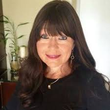 Tammy Stern's Instagram, Twitter & Facebook