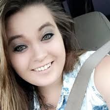 Cassandra Howe (@casshowe2013)