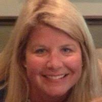 Amy Keaton's Instagram, Twitter & Facebook