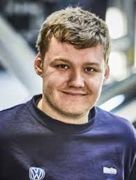 TUNGA FORDON I FOKUS