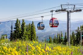 Is the cost to ride the silver queen gondola included in the normal aspen lift ticket price or is there a separate. Get High In Colorado A Guide To Scenic Chairlift Rides Colorado Ski Country Usa