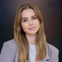 100+ "-phys. Britta Riehemann" profiles