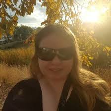 Laura Senger (raeinna)