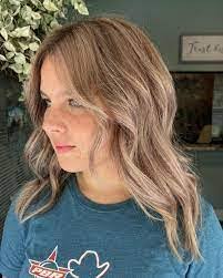 Abby Hartsell's Instagram, Twitter & Facebook