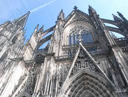 Entdecken sie die vielfältigen möglichkeiten, den kölner dom zu unterstützen. Koln Buch Den Geheimnissen Des Kolner Doms Auf Der Spur