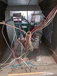 Conventional gas furnaces are simple in design, yet sometimes things can go wrong. Where To Attach The C Wire Inside Goodman Gmp100 4 Furnace Home Improvement Stack Exchange