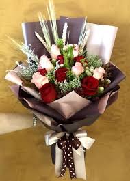 Singapore Best Online Florist Free Flower Delivery Flower Bouquets Jw Florist In 2020 Flowers Bouquet Hand Bouquet Flower Delivery