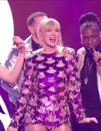 The most beautiful voice) is a reality singing competition on tf1. Red Carpet Dresses Taylor Swift The Voice France 2019
