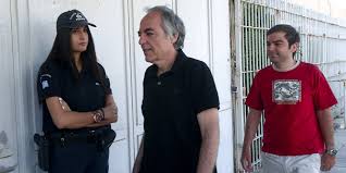 Κυνικά και απροκάλυπτα, η κρατική εξουσία έθεσε και πάλι στον δ. Apergia Peinas Arxizei O Koyfontinas Toy Ekopsan 3ana Thn Adeia Ellada Iefimerida Gr