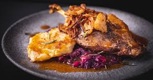 Transmisja będzie dostępna w tv i online. Czeska Kuchnia Co Zjesc W Czechach Ewelina Knotek