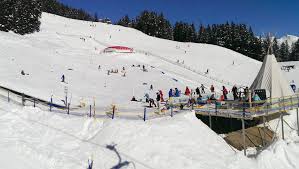 Obraz z kamery przedstawia widok z skilift oberwangen w mieście fischingen (szwajcaria). Top 10 Family Ski Resorts Near Zurich Swiss Family Fun