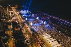 Confira a programação dos shows nacionais do Verão Maior nesta sexta-feira e no fim de semana no litoral do Paraná