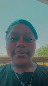 Essie Douglas's Instagram, Twitter & Facebook