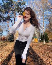 anastasia cebulskaはinstagramを利用しています happiness is always an inside job everything else is secondary ロシア美人 ブロンド美女 モデル
