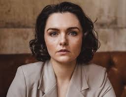 Emily Welsh's Instagram, Twitter & Facebook