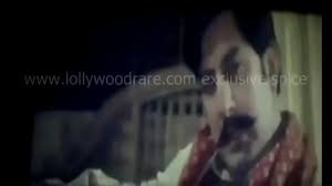 b-grade actress showing big boobs in show. - XNXX.COM