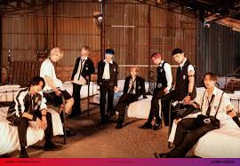 Girls who wear skirts and has nice legs, can cook well, single eyelids, likes younger women, always have her hair tied to show her neck. K Pop Comeback Spotlight Ateez Proves To Be An Invincible Force With 5th Mini Album Zero Fever Part 1