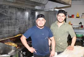 Brothers Max and Manuel come to Kirbyville