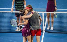 But up until now they had neither confirmed nor denied the reports that they were dating, rumors fueled by a kiss tsitsipas gave to sakkari after they won a mixed doubles game earlier in the year. Sakkari Tsitsipas E Un Popolo Greco Colmo Di Sogni Ok Tennis