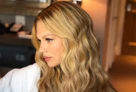 The conditioner would only layer on top of the oil if the substances propelled each other on a molecular argon oil is amazing for my hair tho! 7 Best Argan Oil Hair Treatments Morrocanoil And More Beauty Crew