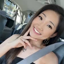 Travis Willis (@iamcaustic)