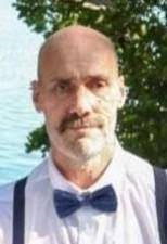 Russell Lanier's Instagram, Twitter & Facebook