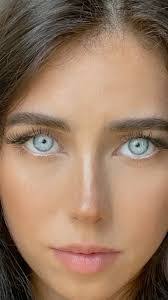 Megan Richmond's Instagram, Twitter & Facebook