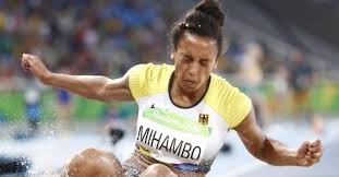 8 956 388 просмотров • дата премьеры: Klappt Es Noch Mit Der Wm Weitspringerin Malaika Mihambo Kampft Sich Langsam Wieder Heran Regionalsport Rnz