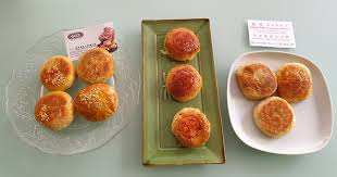 Tau sar pneah or tambun biscuit is synonymous with penang and no visitor should definitely taste this before leaving penang. Tau Sar Piah Simply Fabulicious