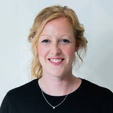 Michelle Hollman's Instagram, Twitter & Facebook