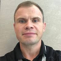 600+ perfiles de «Fabian»