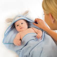 Using two free hands, carefully lift your baby out of the bath and place directly onto your chest. Clevamama Bamboo Apron Baby Bath Towel Baby Bath Towels Babyography
