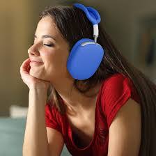 Daria Caldwell's Instagram, Twitter & Facebook