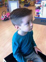 Gambar potongan rapih gaya rambut anak. Model Potongan Rambut Anak Cowok Model Rambut
