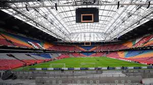 Den gamle stadion i 1914 bygning af amsterdam olympiske stadion ved siden af old stadion færdig olympisk stadion med den gamle stadion i baggrunden Aus Amsterdam Arena Wird Johan Cruyff Arena Die Uefa Uefa Com