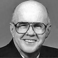 Driver dies from injuries in crash