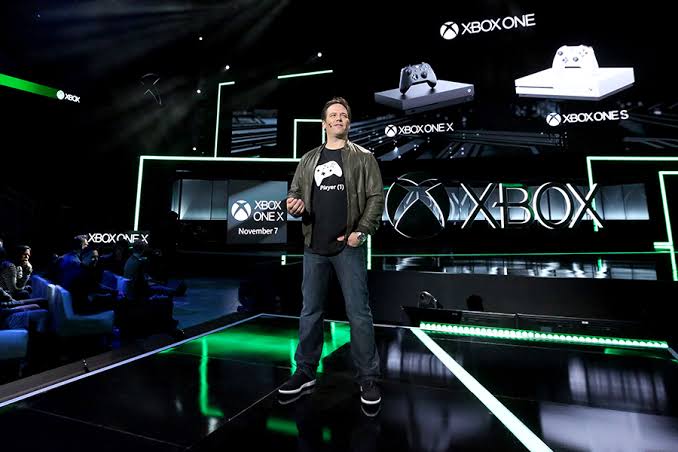 Resultado de imagen para phil spencer xbox"