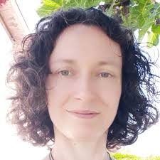 Il est maintenant possible de zoomer sur les photos des membres, leurs envoyer des mails gratuitement. Anne Lise Soulies 38 Ans Gujan Mestras Beaumont De Lomagne Toulouse Copains D Avant