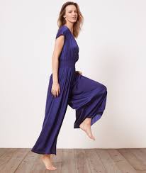 Découvrez toutes les combinaisons animaliers pilou pilou etam ! Combinaison Pilou Pilou Femme Tous Nos Pyjamas Pilou A Acheter En Ligne Etam