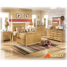 With more than 100 nightstands to choose from, there's a style that's suited to each of your rustic decorating needs. B373 21 Ashley Furniture Youth Dresser Light Brown Finish